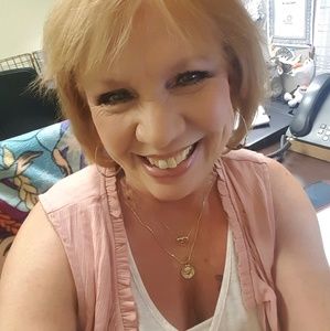 Meet your Posher, Anita